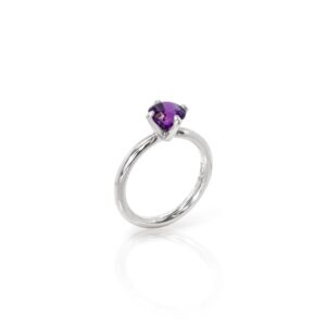 Ring mit Amethyst