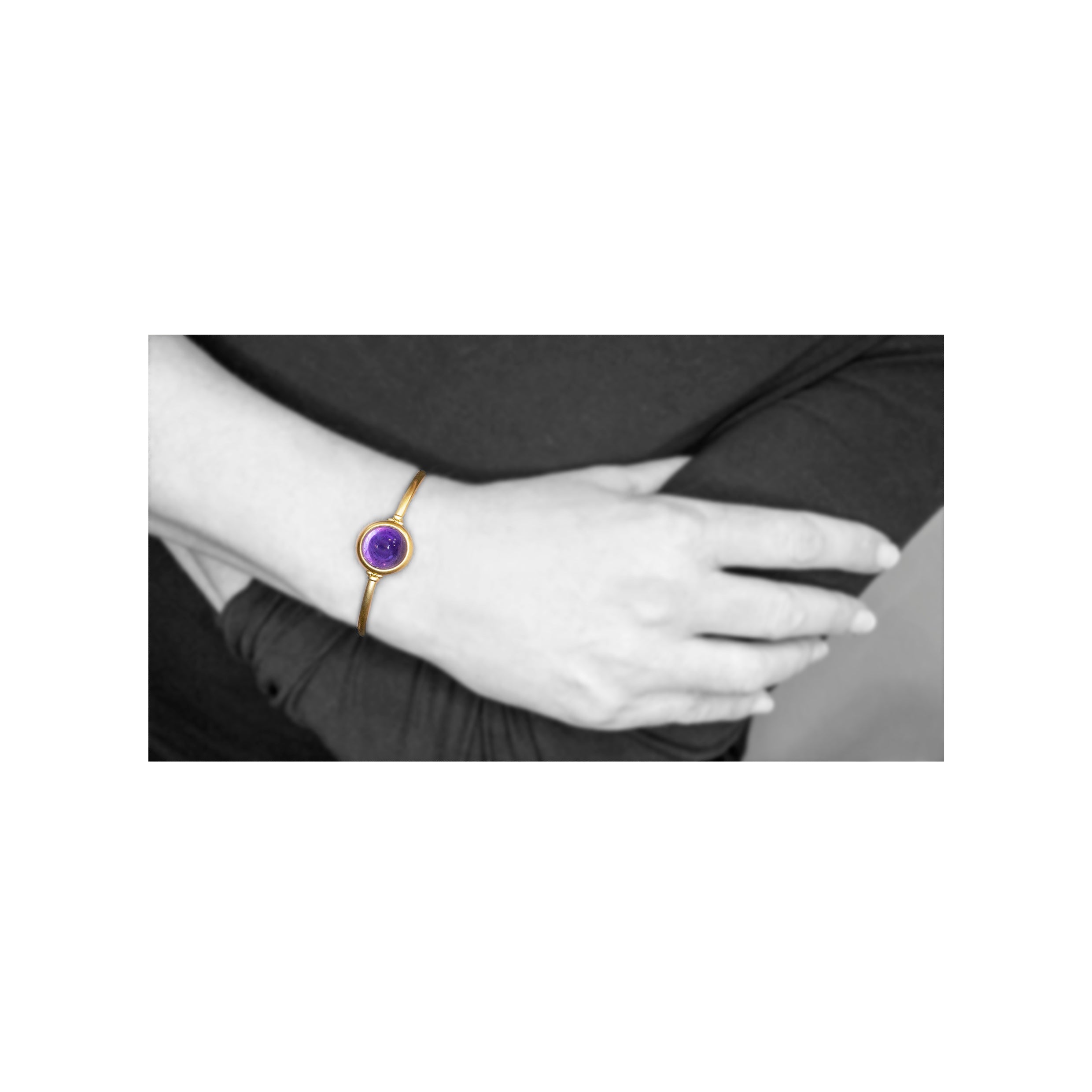 Armreif 750 Gelbgold mit Amethyst Cabochon - Image 2