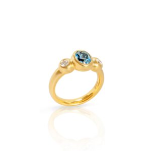 Ring mit Aquamarin und Brillanten