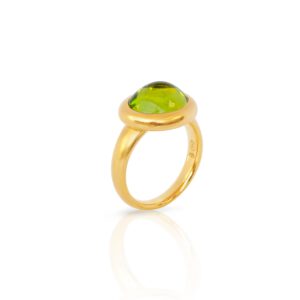 Ring 750 Gelbgold mit Peridot Cabochon