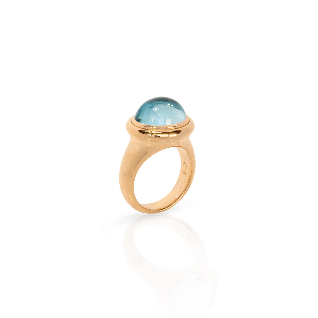 Mantelring tailliert mit Aquamarin Cabochon