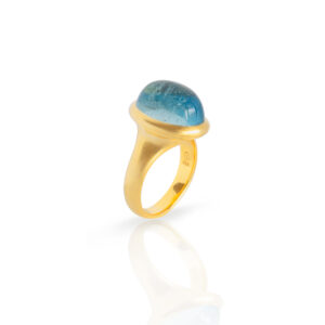 Mantelring tailliert mit Aquamarin Cabochon
