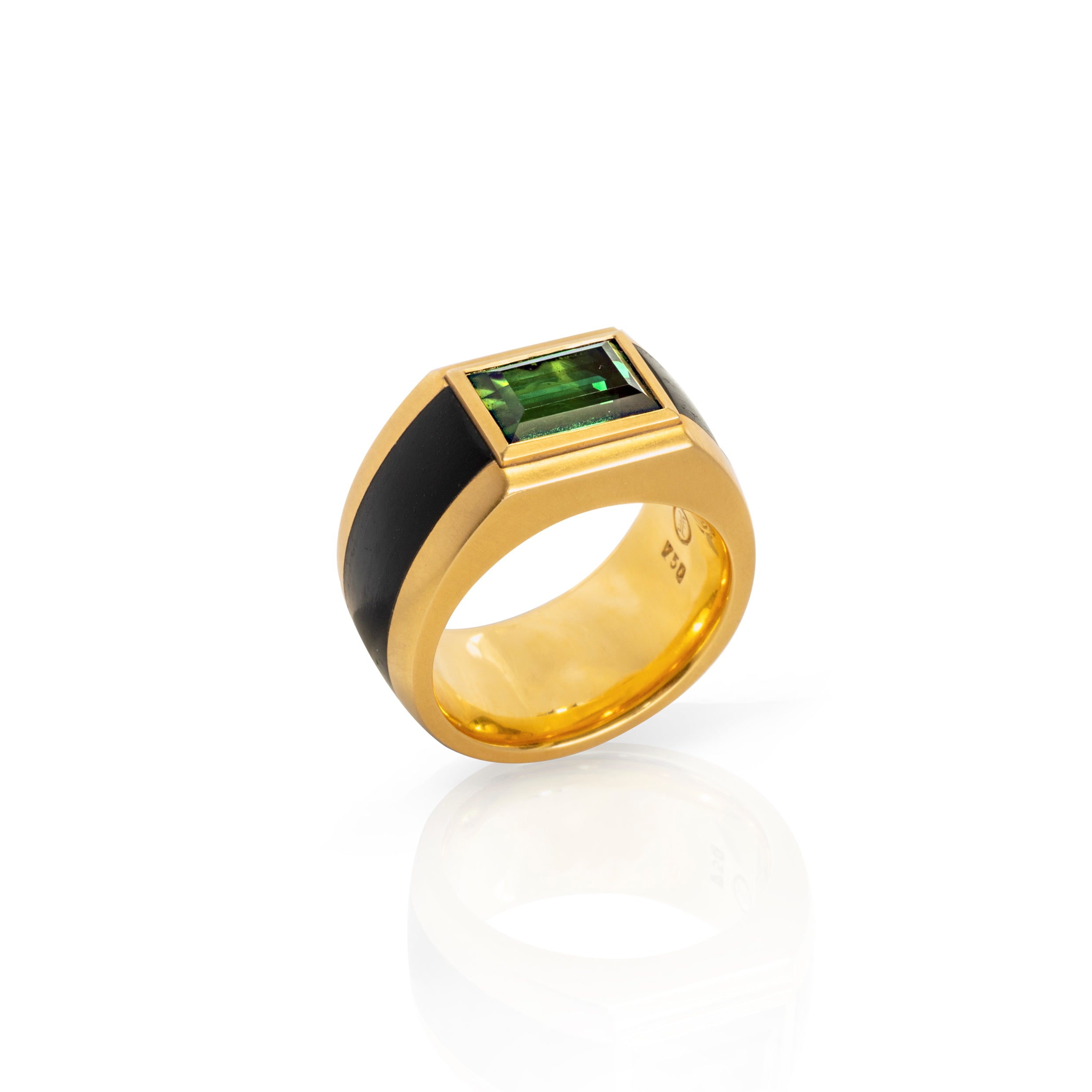 Ring mit Ebenholz und Turmalin