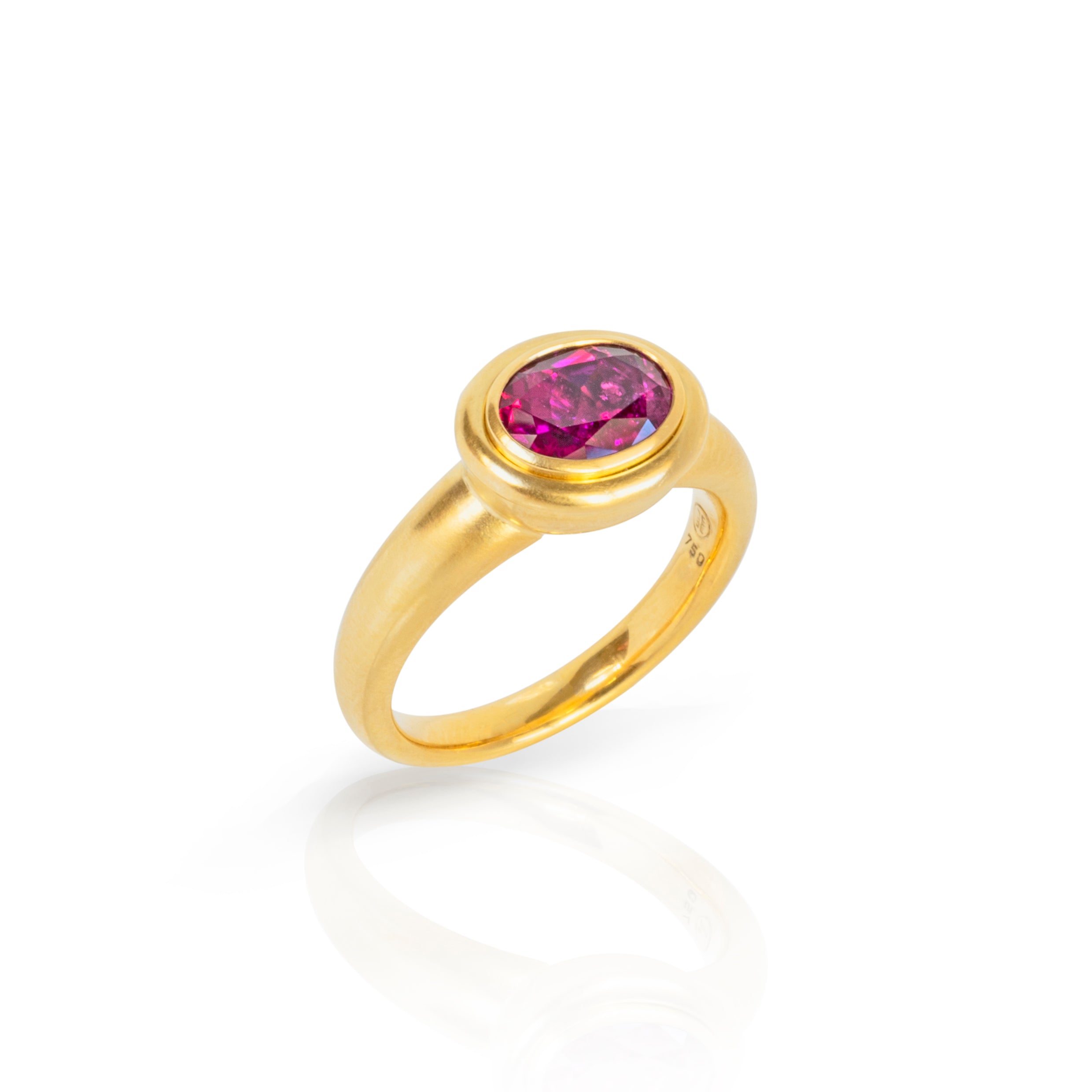 Ring 750 Gelbgold mit einem Rubellit