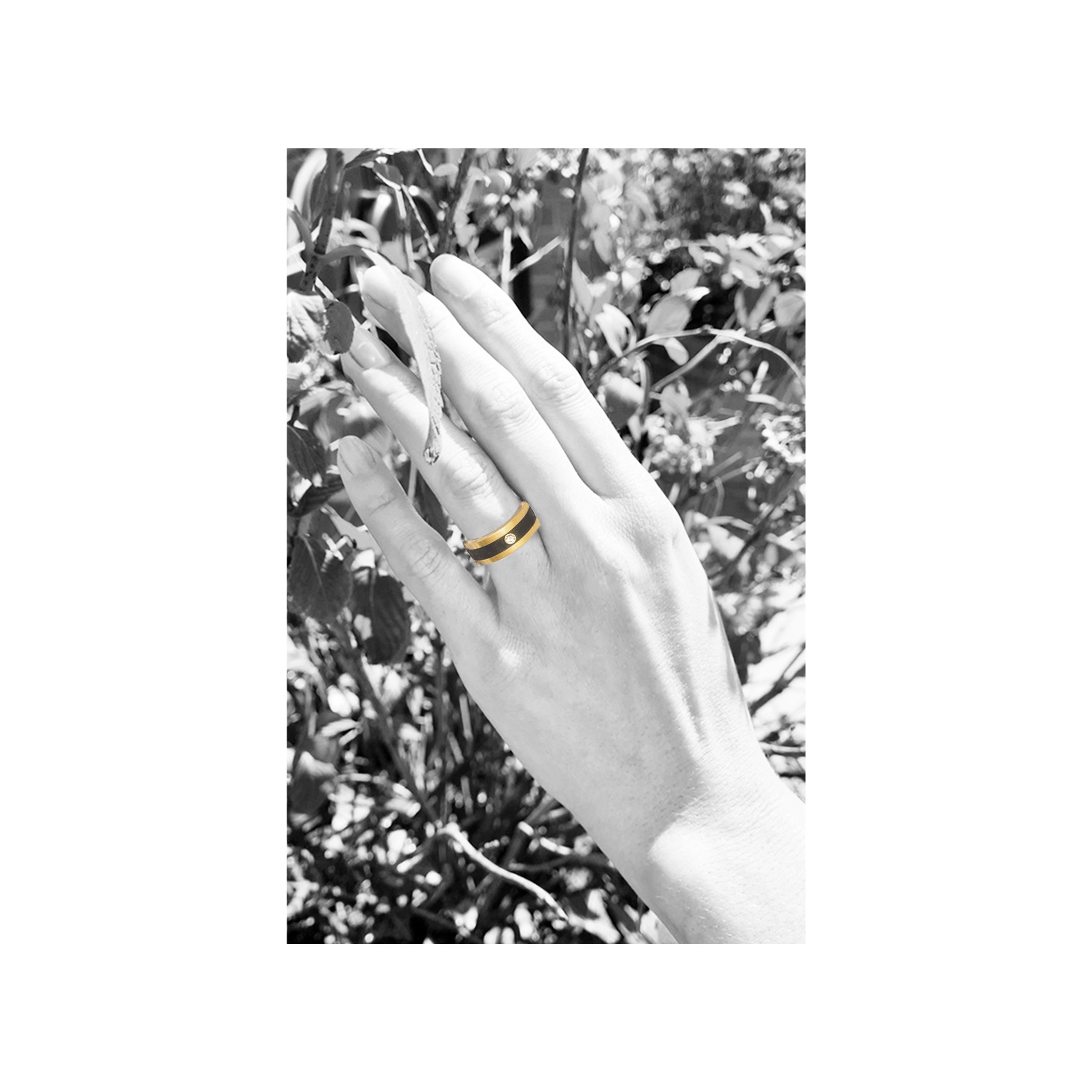 Ring mit Ebenholz und Diamant - Image 2