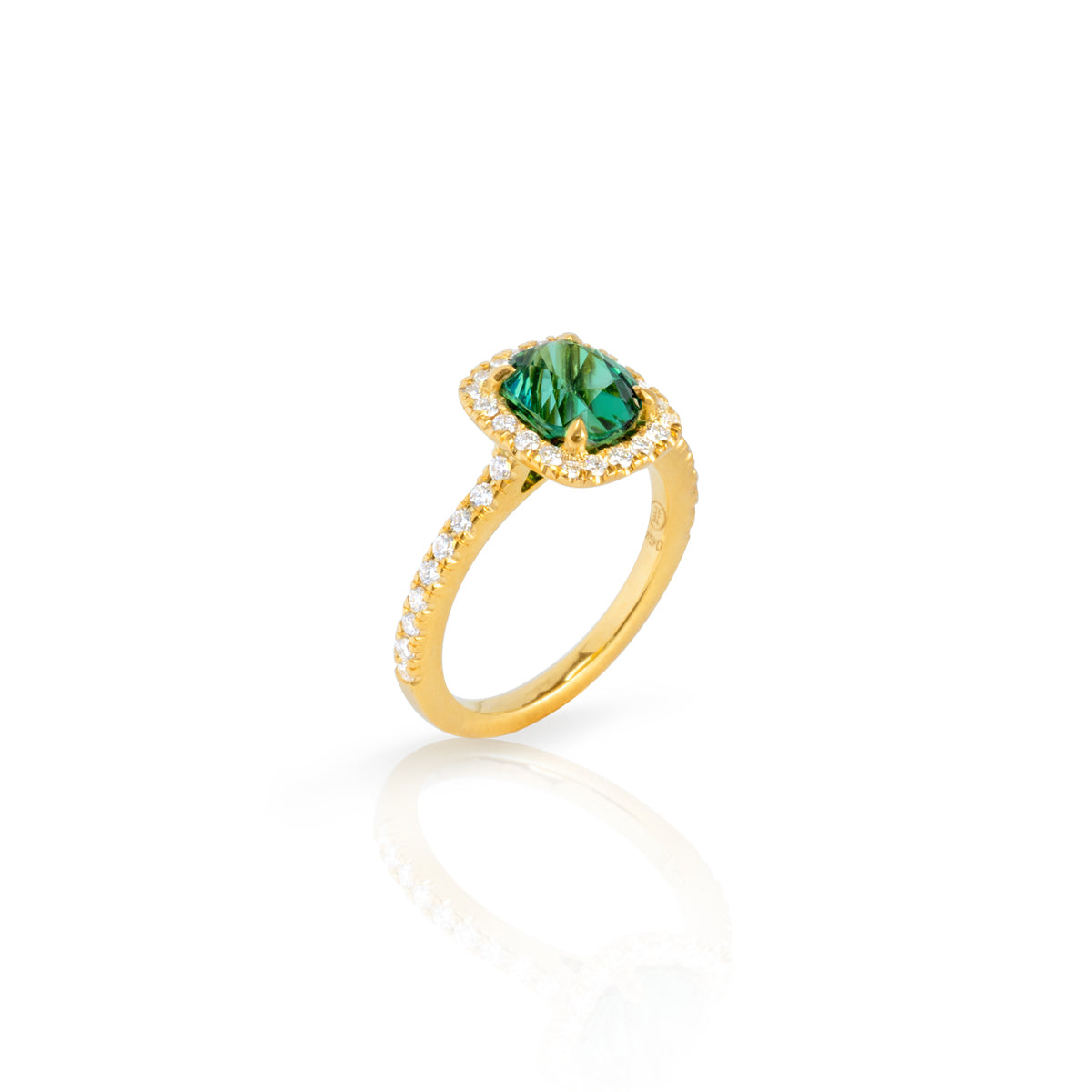 Ring mit Turmalin und 40 Brillanten