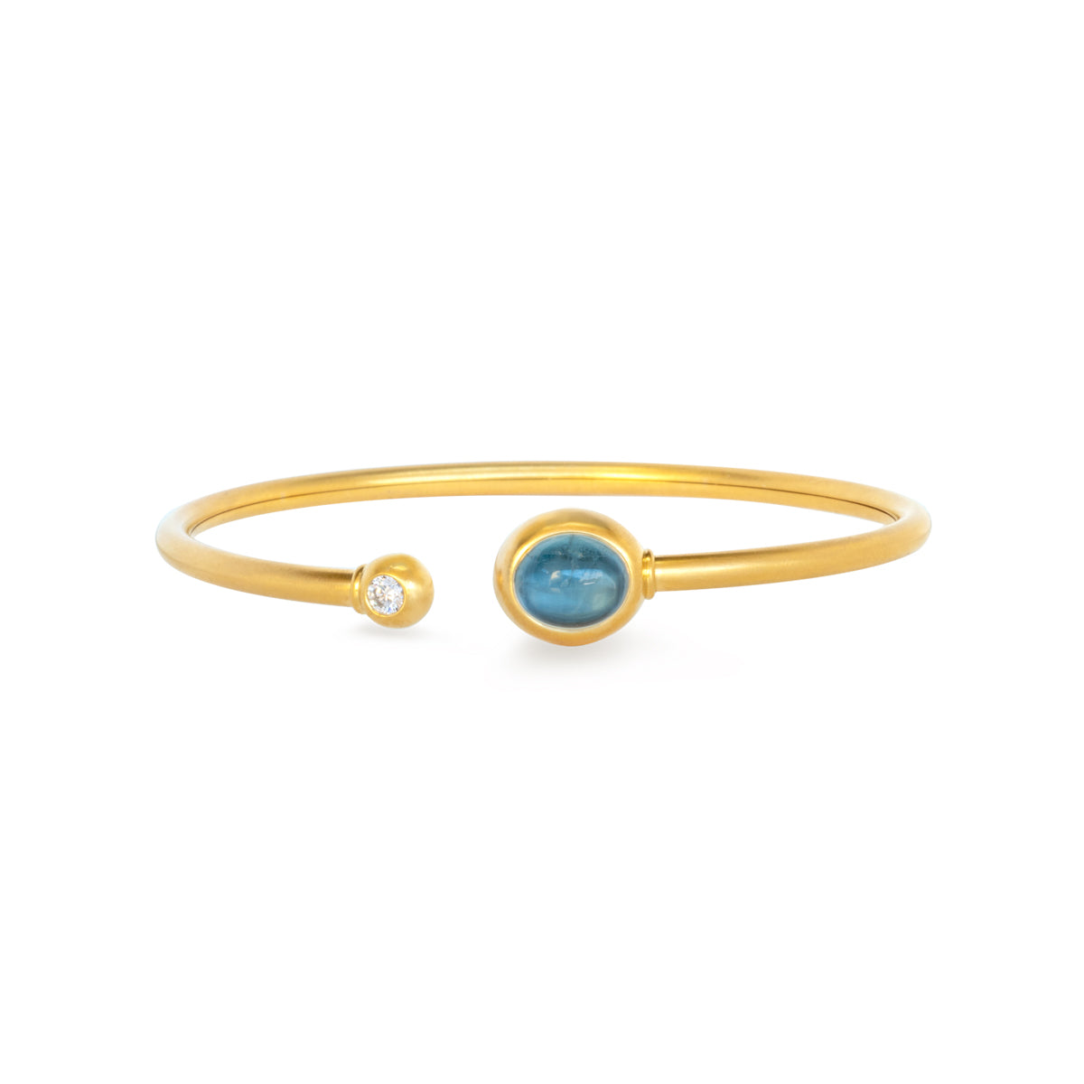Armreif 750 Gelbgold mit Aquamarin Cat`s Eye und Brillant
