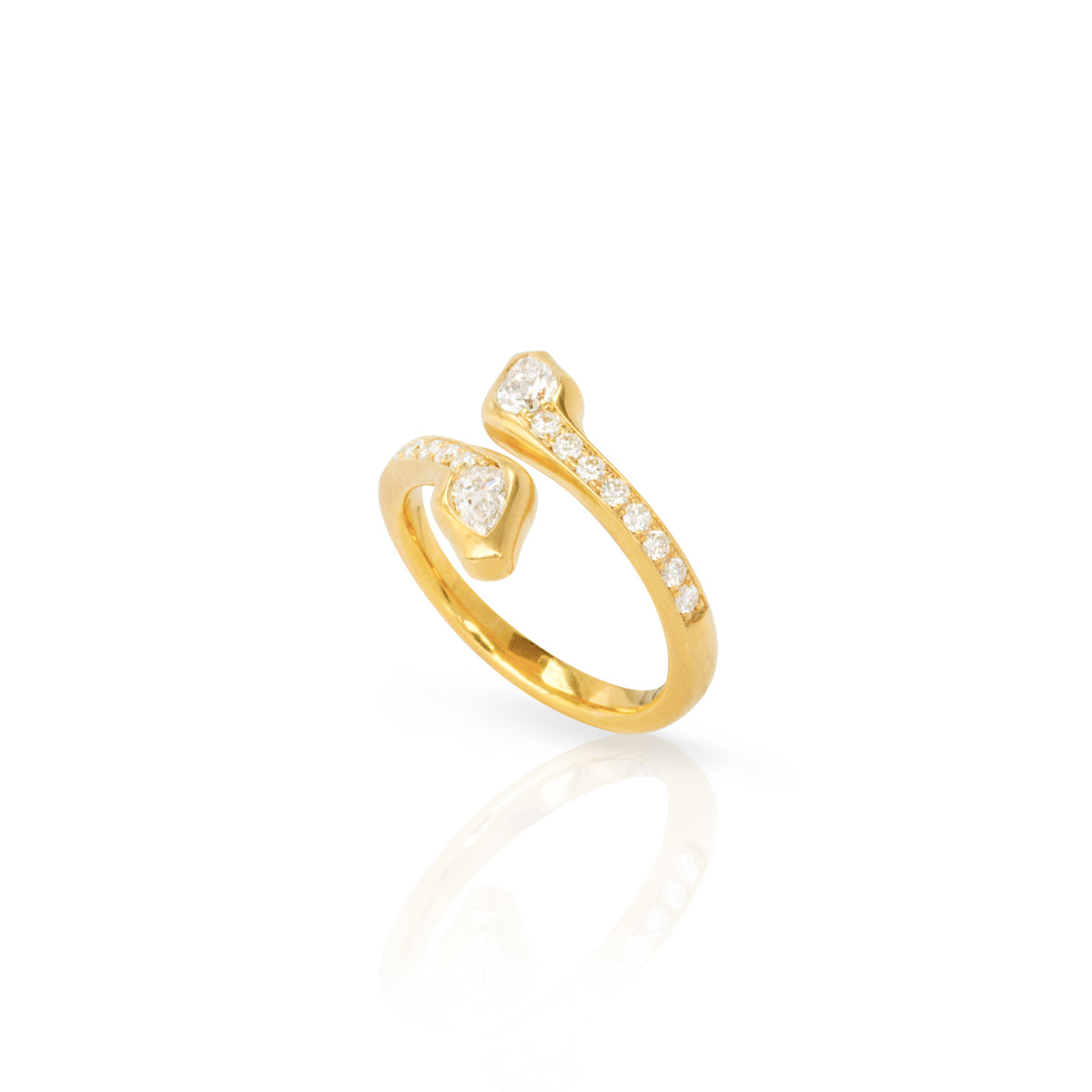 Schlangenring 750 Gelbgold mit Diamanttropfen und Brillanten